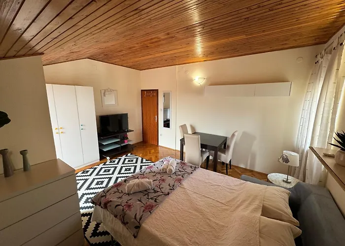 Apartments Anja